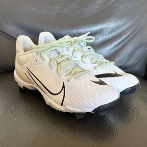 Nike Women Hyperdiamond 4 Baseball/Softball Cleats Sz8
